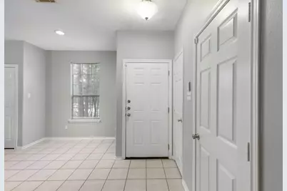 229 E Summerhaze Circle, The Woodlands, TX 77382 - Photo 7