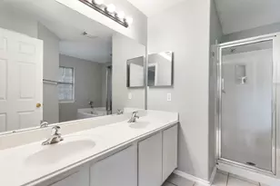 229 E Summerhaze Circle, The Woodlands, TX 77382 - Photo 29