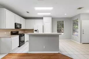 229 E Summerhaze Circle, The Woodlands, TX 77382 - Photo 15