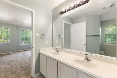 229 E Summerhaze Circle, The Woodlands, TX 77382 - Photo 21