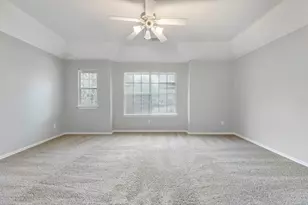 229 E Summerhaze Circle, The Woodlands, TX 77382 - Photo 25