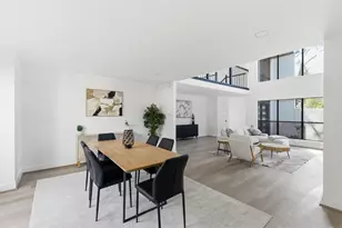 303 E Fair Harbor Ln, Houston, TX 77079 - Photo 11