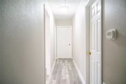 5502 Elm Tree Drive, Houston, TX 77048 - Photo 15