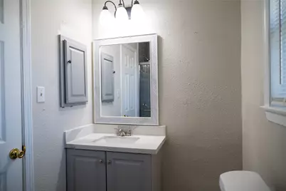 5502 Elm Tree Drive, Houston, TX 77048 - Photo 21