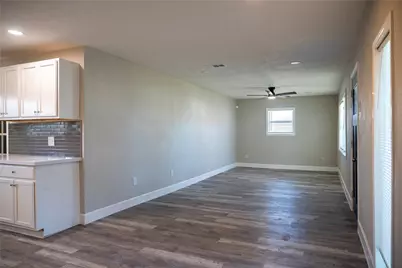 5502 Elm Tree Drive, Houston, TX 77048 - Photo 11