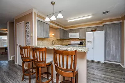 1730 Avenue C #F, El Campo, TX 77437 - Photo 17