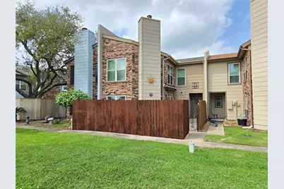 1730 Avenue C #F, El Campo, TX 77437 - Photo 1