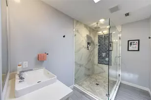 11541 Riverview Dr, Houston, TX 77077 - Photo 23