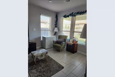8615 Oakdale Bluff Court, Richmond, TX 77407 - Photo 7