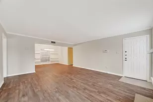 3700 W Clay St, Houston, TX 77019 - Photo 7
