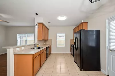 1014 Vernage Road, Houston, TX 77047 - Photo 7