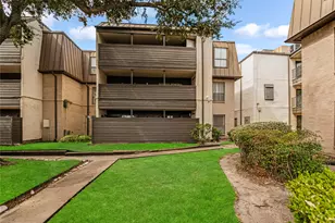 3085 Walnut Bend Ln, Houston, TX 77042 - Photo 23