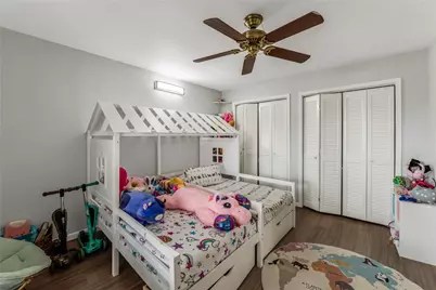 3085 Walnut Bend Lane #11, Houston, TX 77042 - Photo 11