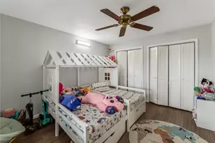 3085 Walnut Bend Ln, Houston, TX 77042 - Photo 11