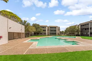 3085 Walnut Bend Ln, Houston, TX 77042 - Photo 25