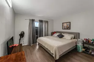 3085 Walnut Bend Ln, Houston, TX 77042 - Photo 13