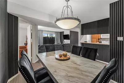 3085 Walnut Bend Lane #11, Houston, TX 77042 - Photo 3