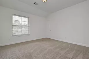 71 N Rocky Point Cir, The Woodlands, TX 77389 - Photo 27