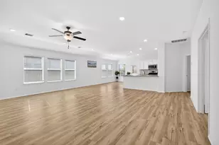 5402 Still Creek Ranch Dr, Richmond, TX 77469 - Photo 3