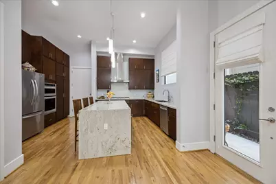 305 Peden Street, Houston, TX 77006 - Photo 5