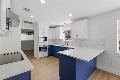 11507 Barwood Bend Drive, Houston, TX 77065 - Photo 9