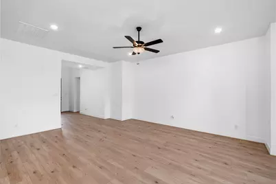 18103 Scarlett Hummingbird Court, Conroe, TX 77302 - Photo 9