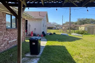 2801 6th Ave N, Texas City, TX 77590 - Photo 17