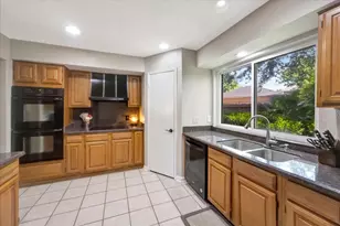 408 Pebbleshire Dr, Houston, TX 77062 - Photo 11
