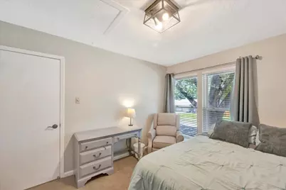 408 Pebbleshire Drive, Houston, TX 77062 - Photo 27
