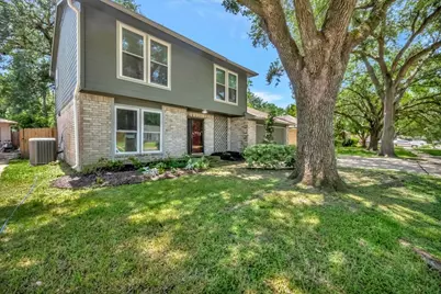 408 Pebbleshire Drive, Houston, TX 77062 - Photo 31