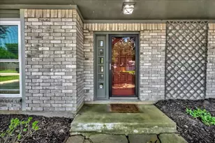 408 Pebbleshire Dr, Houston, TX 77062 - Photo 3