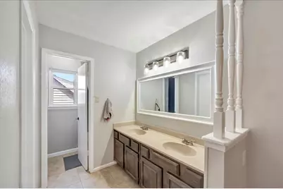 408 Pebbleshire Drive, Houston, TX 77062 - Photo 21
