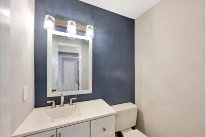 408 Pebbleshire Drive, Houston, TX 77062 - Photo 17