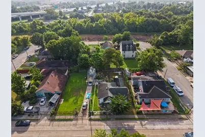 5604 Elysian Street, Houston, TX 77009 - Photo 5