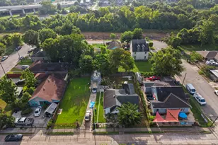 5604 Elysian St, Houston, TX 77009 - Photo 5
