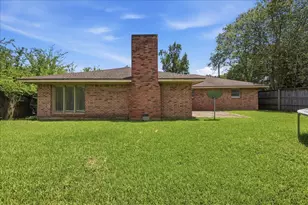 8830 Blaylock Ln, Beaumont, TX 77707 - Photo 27
