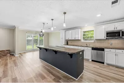 8830 Blaylock Lane, Beaumont, TX 77707 - Photo 13