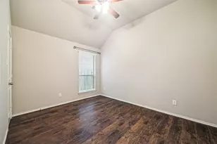 13208 Moonlit Lake Ln, Pearland, TX 77584 - Photo 11