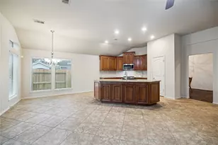 13208 Moonlit Lake Ln, Pearland, TX 77584 - Photo 5