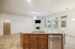 13208 Moonlit Lake Ln, Pearland, TX 77584 - Photo 7