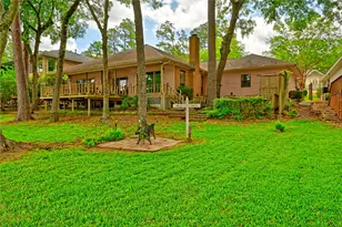 1925 E Lake Dr, Huntsville, TX 77340 - Photo 33