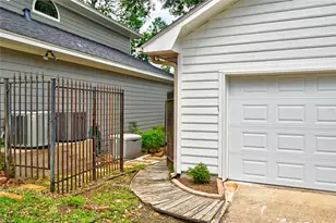 1925 E Lake Dr, Huntsville, TX 77340 - Photo 41
