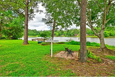 1925 East Lake Drive, Huntsville, TX 77340 - Photo 45