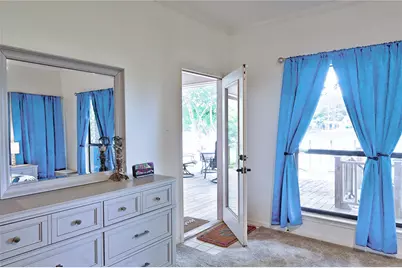 1925 East Lake Drive, Huntsville, TX 77340 - Photo 23