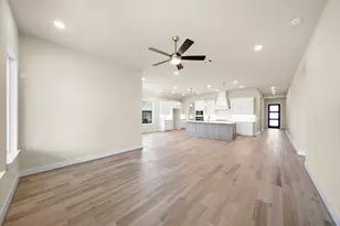 14915 Lake Par Circle, Willis, TX 77318 - Photo 11