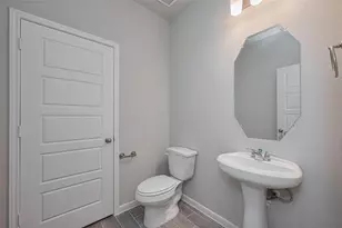 1070 Comal Trl, Dayton, TX 77535 - Photo 23