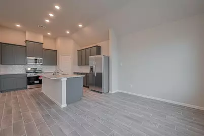 1070 Comal Trail, Dayton, TX 77535 - Photo 21