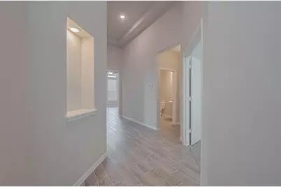 1070 Comal Trail, Dayton, TX 77535 - Photo 5