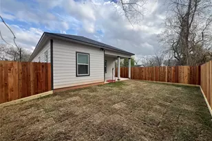 817 Center St, Richmond, TX 77469 - Photo 33
