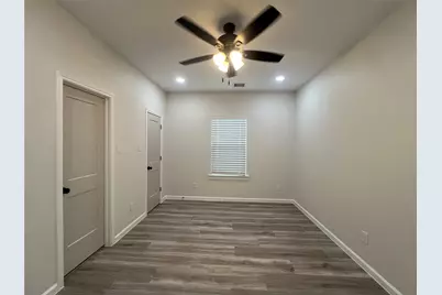 817 Center Street, Richmond, TX 77469 - Photo 25